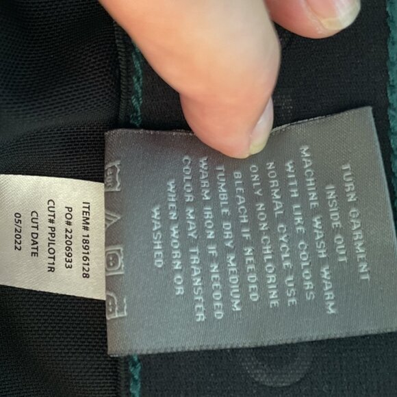 Torrid Bombshell Skinny Corduroy Pants Dark Green 26R - Picture 6 of 7